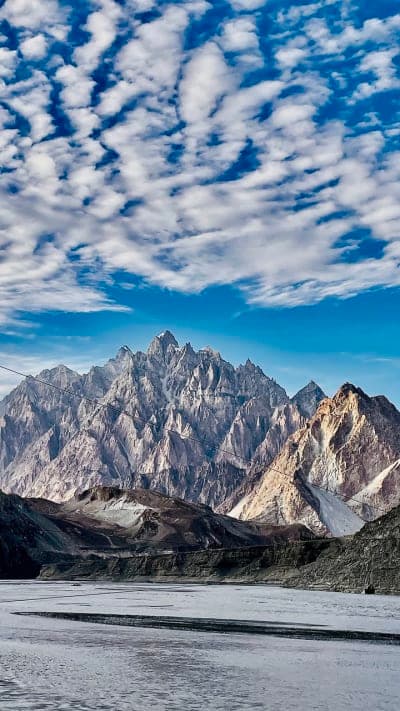 Passu Cones
